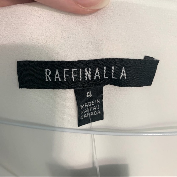 Raffinalla White Blouse Top with Cropped Sleeves - Picture 5 of 7